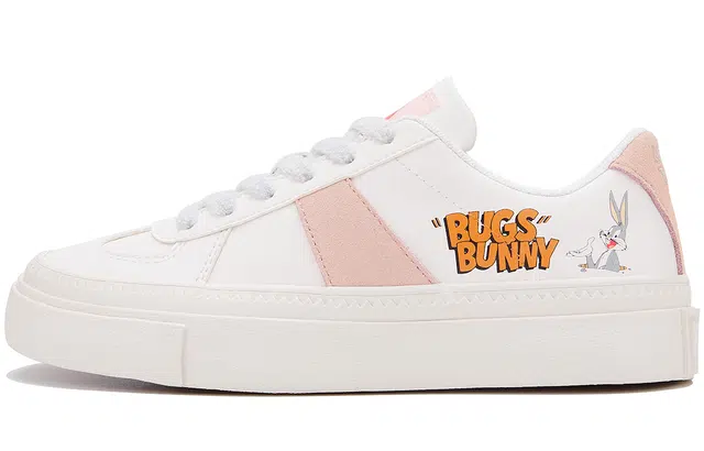 LOONEY TUNES x STARTER