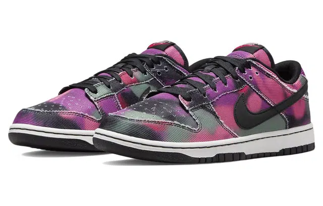 Nike Dunk Low etro PRM "graffiti"