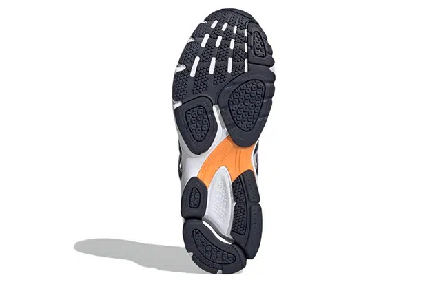 adidas Spiritain 2000