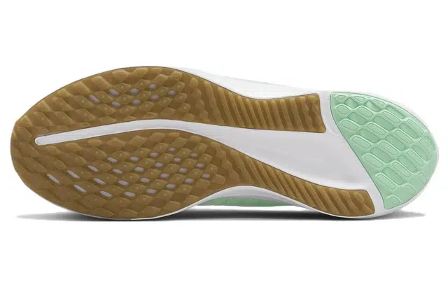 Nike Quest 5
