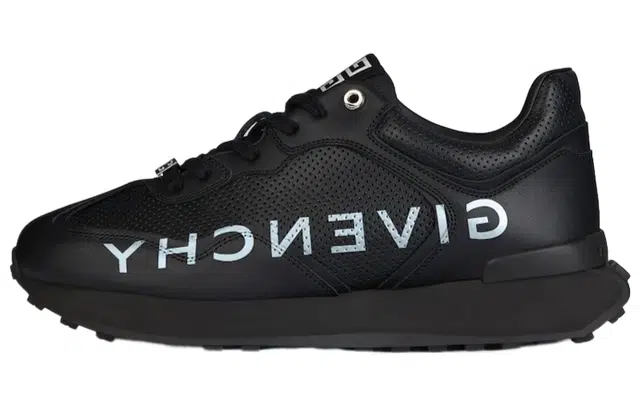 GIVENCHY