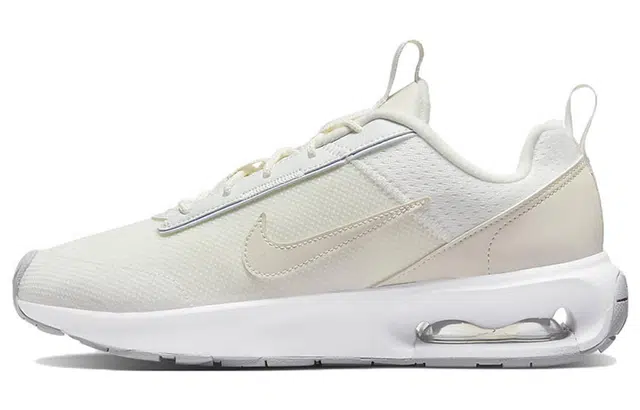 Nike Air Max INTRLK Lite