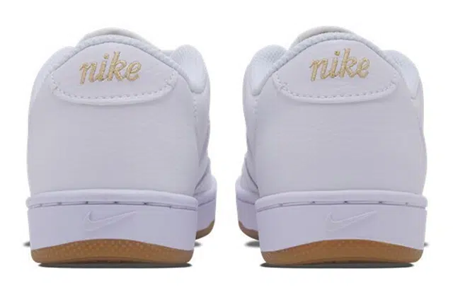Nike Court Vintage Premium