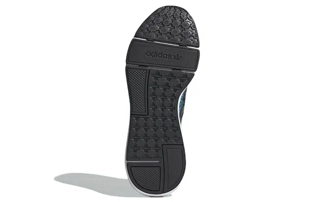 adidas originals Swift Run 22