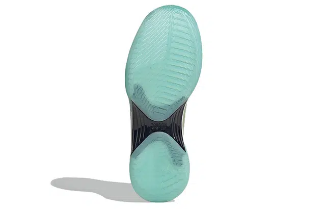 adidas Avacourt