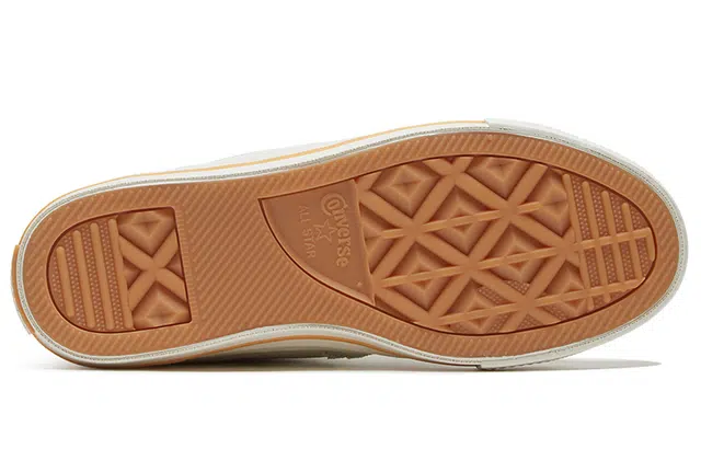 Converse one star pro