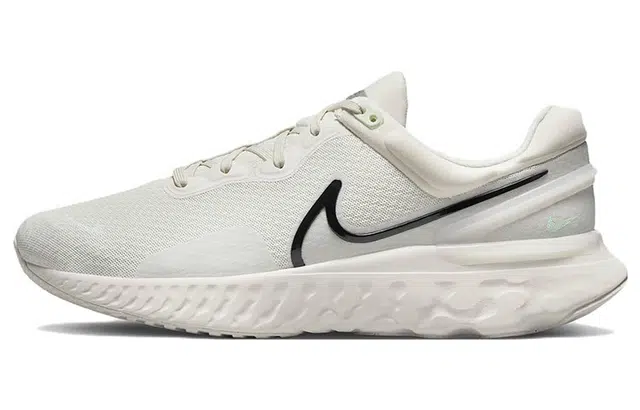 Nike React Miler 3