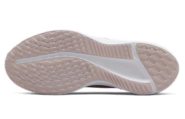 Nike Quest 5