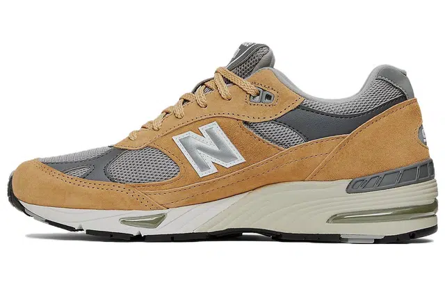 New Balance 991