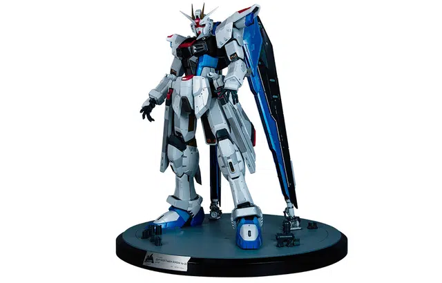 BANDAI 124 Ver.SH ZGMF-X10A 73.5cm