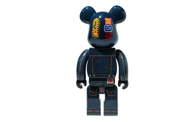 BE@RBRICK x BAPE x Levi's