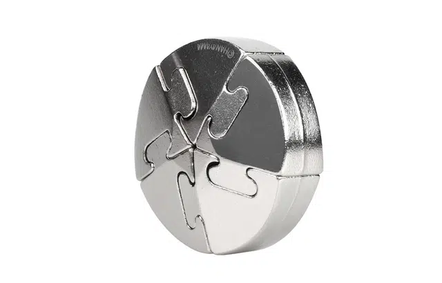 HANAYAMA Cast Puzzle Spiral 5 4977513055673