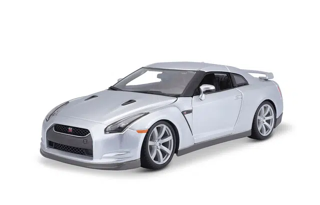 118 NISSAN GT-R