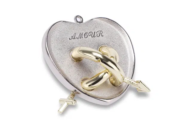 HANAYAMA Cast Puzzle Amour 5
