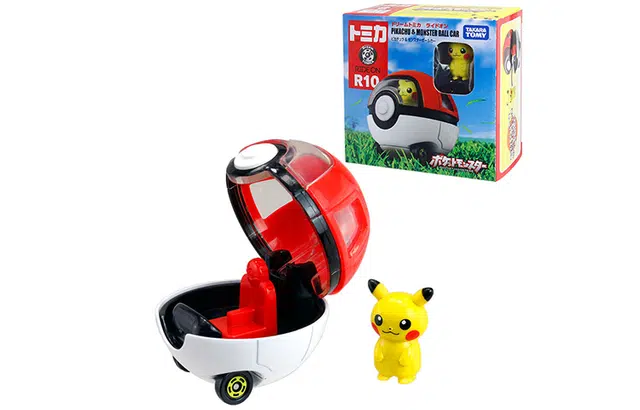 TAKARA TOMY