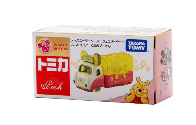 TAKARA TOMY
