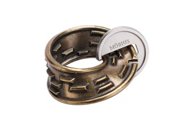 HANAYAMA Cast Puzzle Mobius 4