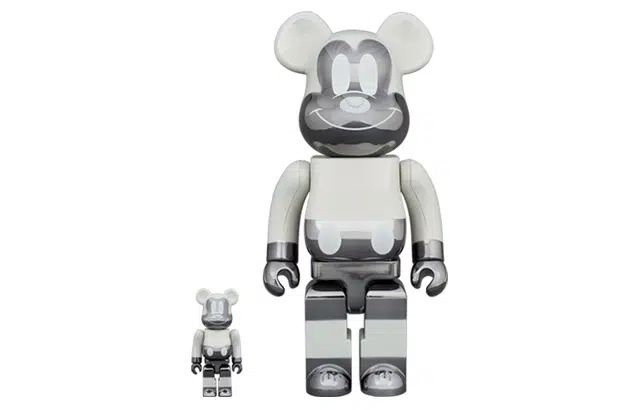 BERBRICK Mickey Mouse Reverse Fragment Design