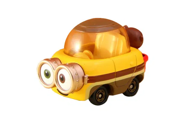 TAKARA TOMY