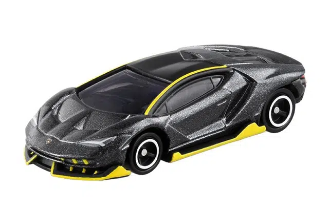 TAKARA TOMY
