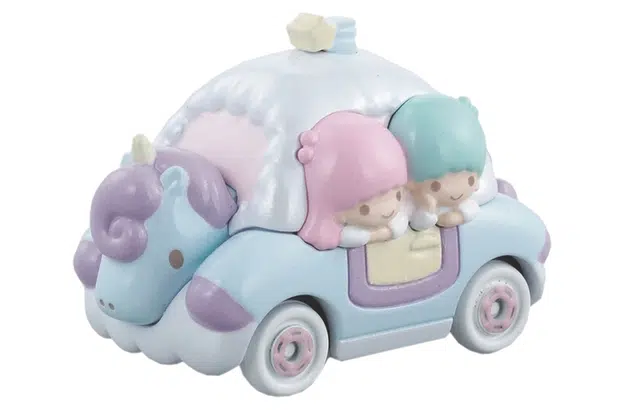 TAKARA TOMY