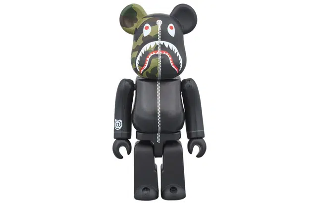 BE@RBRICK x BAPE Shark Black