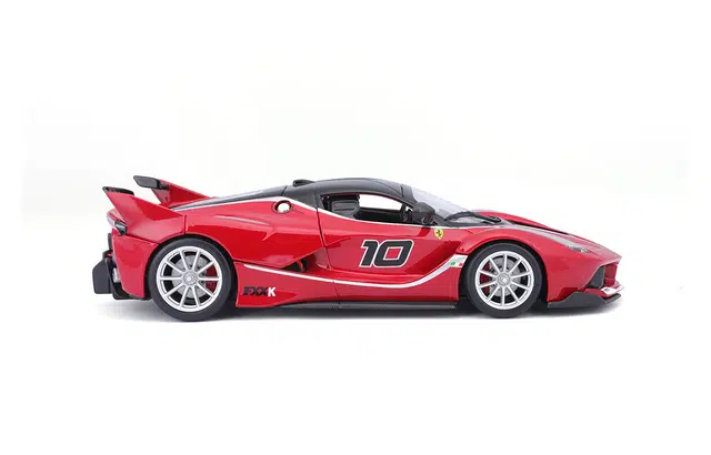 Bburago Ferrari FXX K