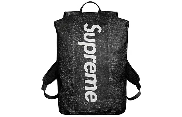 Supreme x The North Face