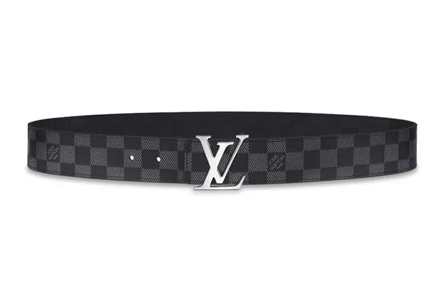 LOUIS VUITTON INITIALES 4cm