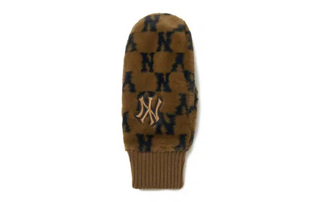 MLB