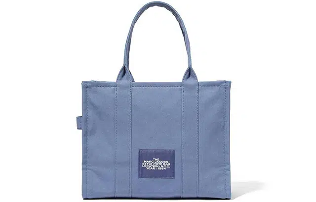 MARC JACOBS The Traveler Logo Tote