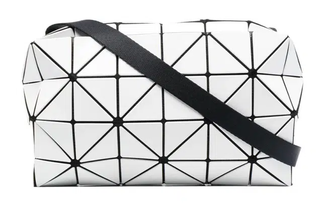 ISSEY MIYAKE SlashCarton