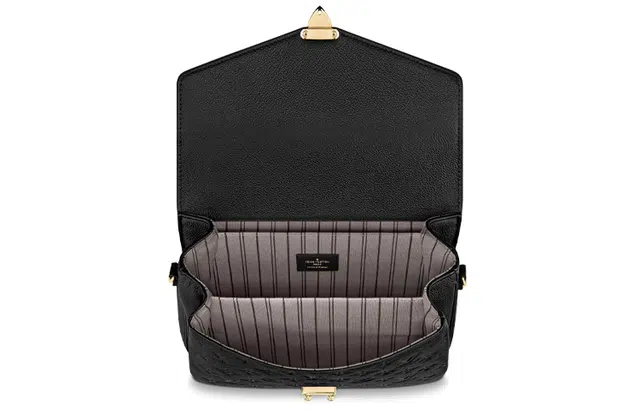LOUIS VUITTON Pochette Metis