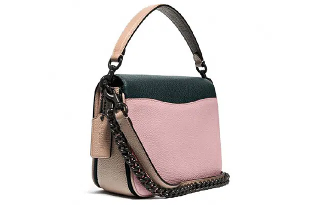 COACH Cassie 19 C