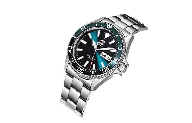 ORIENT 200 RA-AA0004E19B