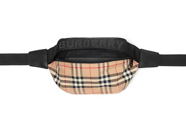 Burberry Vintage Logo