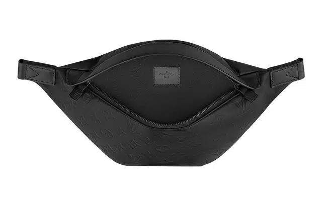 LOUIS VUITTON Discovery PM