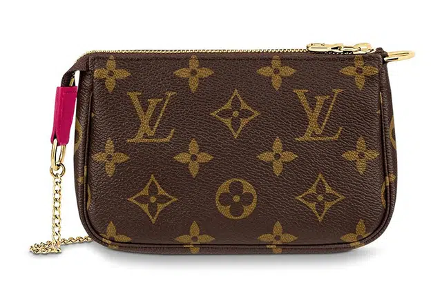 LOUIS VUITTON Pochette Accessoires