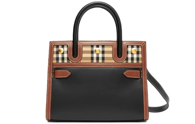 Burberry Title Vintage