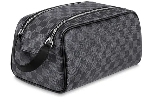LOUIS VUITTON DOPP