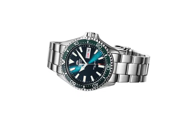 ORIENT 200 RA-AA0004E19B