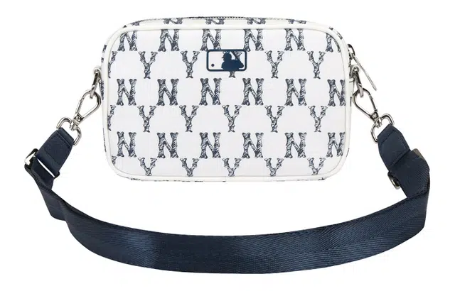 MLB Monogram Crayon NY