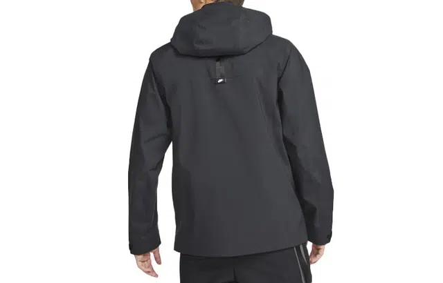 Nike Storm-fit Adv M65 logo