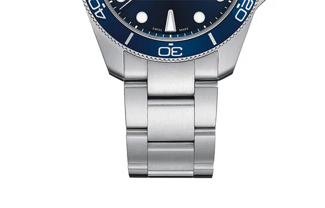 CERTINA Super-LumiNova 38mm C032.807.11.041.00