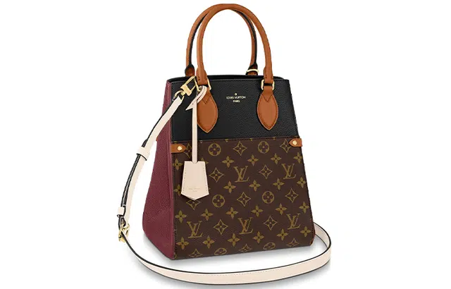 LOUIS VUITTON Fold Tote