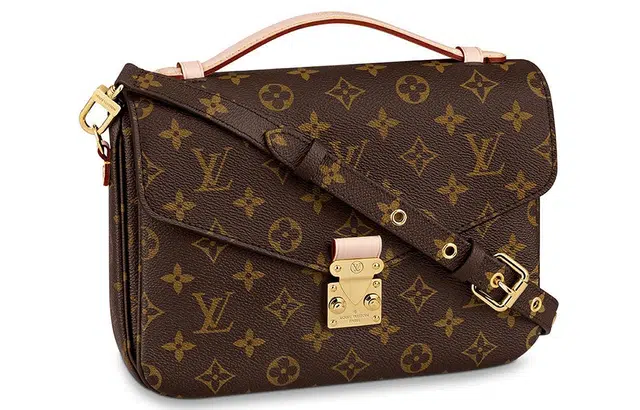 LOUIS VUITTON Pochette Metis