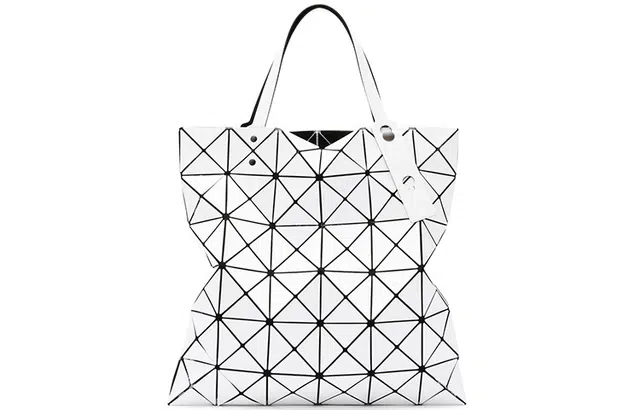 ISSEY MIYAKE Lucent Tote