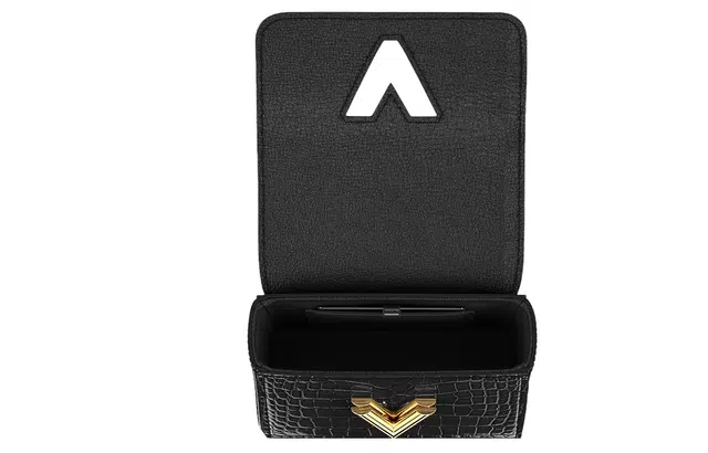 LOUIS VUITTON twist