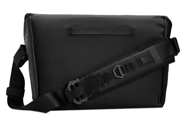 Timbuk2