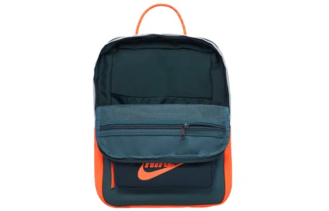 Nike Tanjun